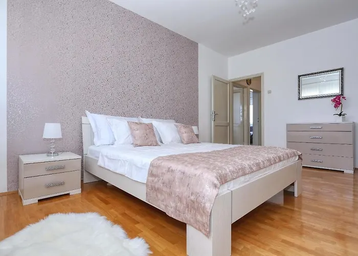 Rita Sea View Apartman